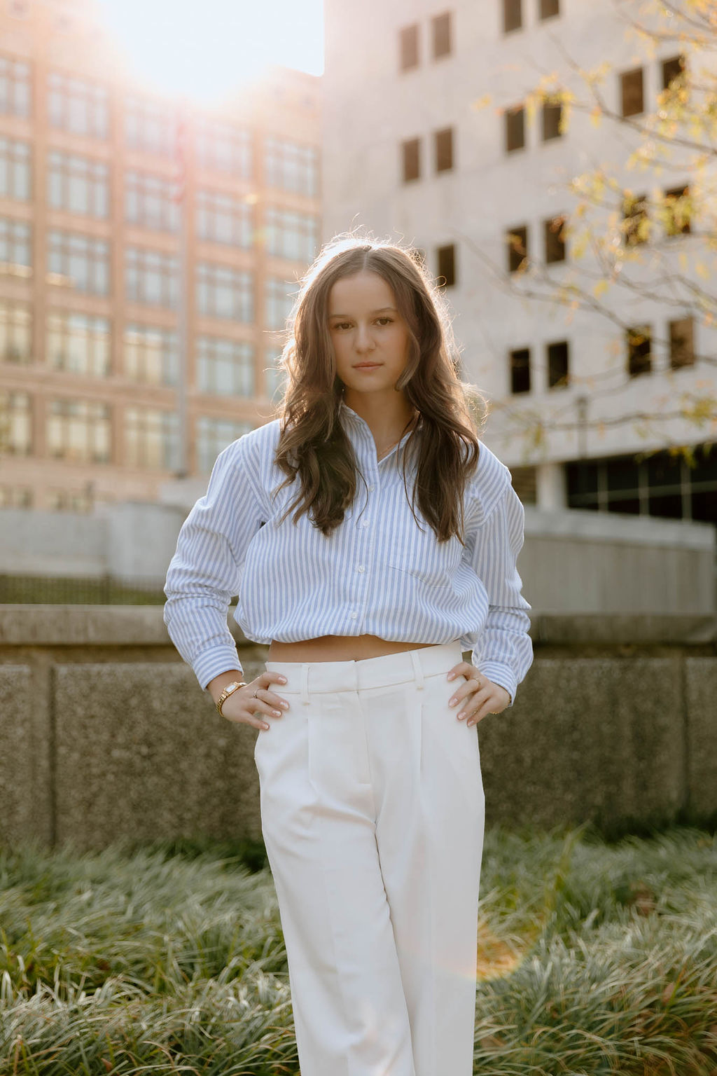 Ava Christine Creative Timeless Vintage Golden Moody Senior Photos